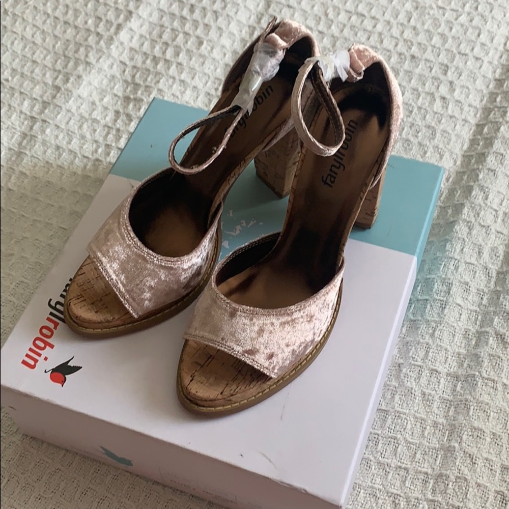 Pink Velvet Farylrobin Heels